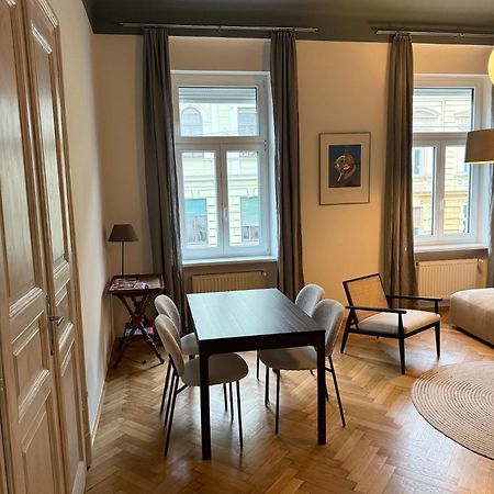 Premium Apartment In Altstadtnaehe Graz Exterior photo