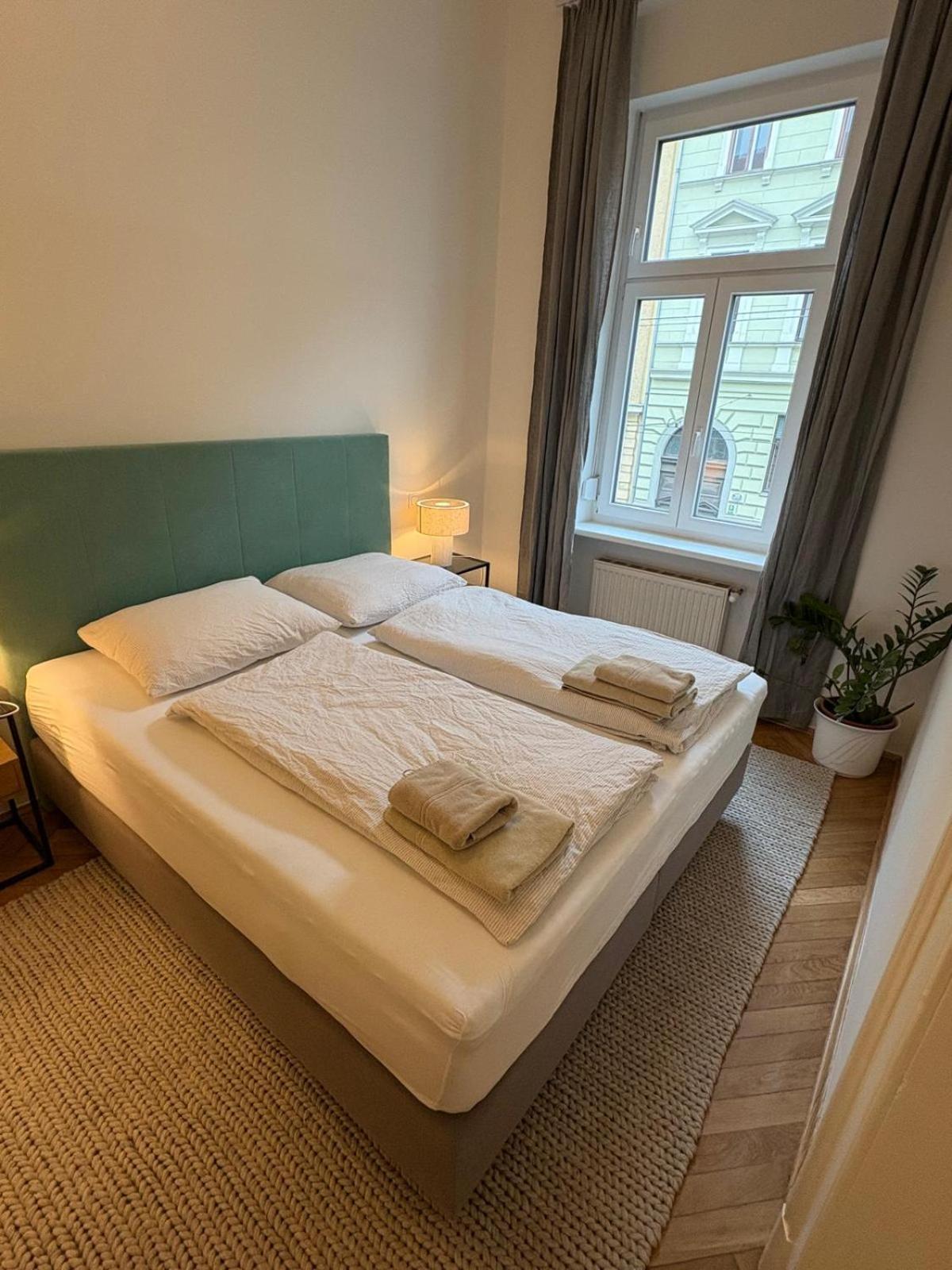 Premium Apartment In Altstadtnaehe Graz Exterior photo