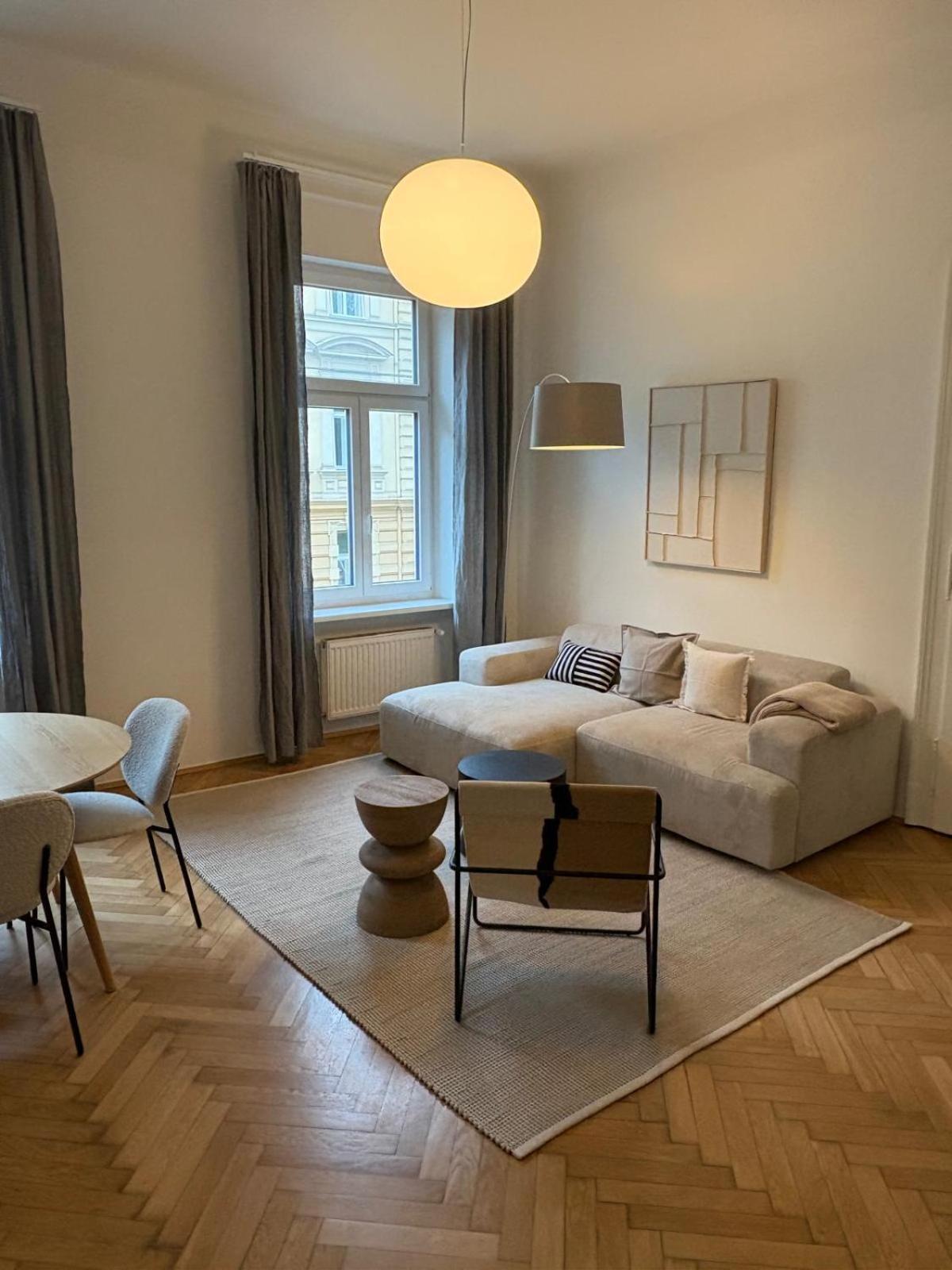 Premium Apartment In Altstadtnaehe Graz Exterior photo
